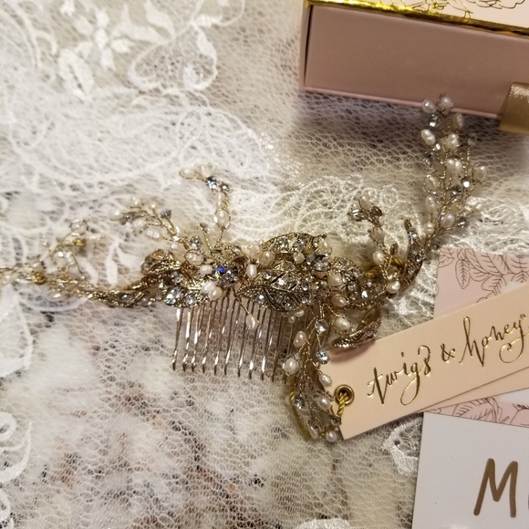 twigs & honey from BHDLN crystal blossom hair comb main image 7